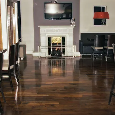 The Huntsman Hotel